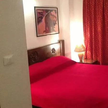Hotel The 2*